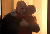 Bruce Willis fights to save his family in 'Hostage'