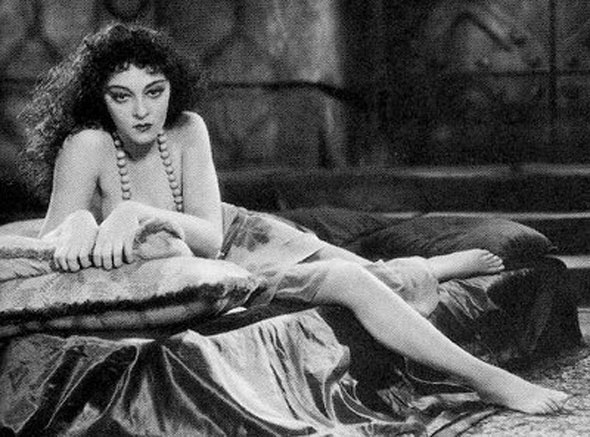 Kathleen Burke in 'Island of Lost Souls'
