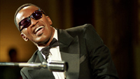 Jamie Foxx is 'Ray'