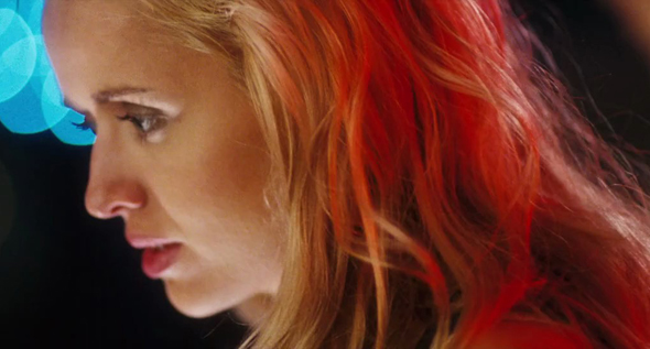 Lisa Henni in 'Easy Money'