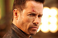 Guy Pearce stars in 'Lockout'
