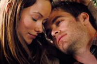 Chris Pine and Olivia Wilde in 'People Like Us'