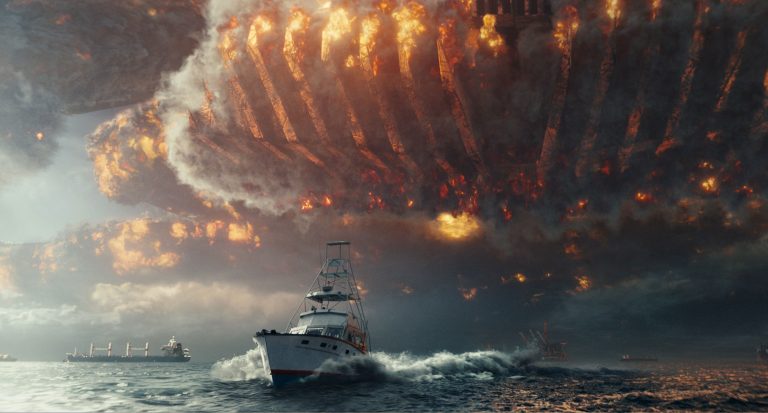 Independence Day: Resurgence breaks away from the original, badly