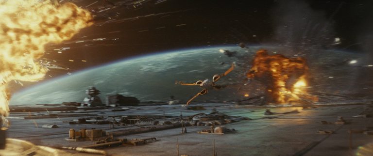 ‘Star Wars: The Last Jedi’ races at light speed to new heights